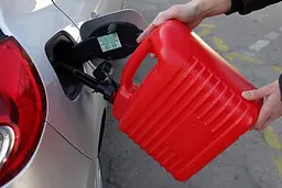 Каністра 20л Для Нафти Продуктів Щільна з лійкою Червона (Гост HDPE-02) - мініатюра 8