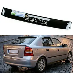 Cпойлер заднього скла козирок Opel Astra G 1998-2012 Седан (Voron Glass) KO10198