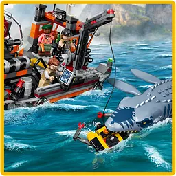 Конструктор LEGO Jurassic World Напад мозазавра на човен 703 ел. (77983) - мініатюра 10