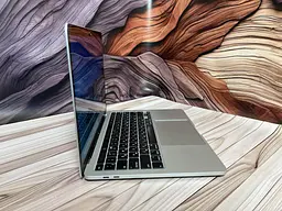Ноутбук Apple MacBook Pro 13" 2020 i7-1068NG7/32/512 (C02F613BML87) Б/в - мініатюра 4