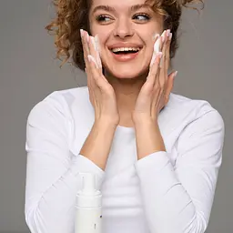 Солнцезащитный крем для лица SPF 50 + Набор по уходу за кожей лица нормального типа Hillary - миниатюра 6