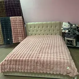 Покривало "Кролик" Пудрово-рожевий, м’яке велюрове покривало 2,20 × 2,40 м для ліжка