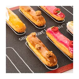 Кондитерський килимок Silikomart Air Mat Eclair & Choux для еклерів, профітролів 30х40 см (Air Mat Eclair & Choux) - мініатюра 5