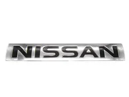 Емблема напис Nissan (Хром+ Чорні букви) 149х25 мм (на скотчі)