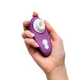 Вакуумний кліторальний стимулятор Womanizer Liberty 2 Purple Womanizer SX0523 100866 - мініатюра 4
