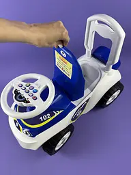 Толокар музичний 0142/11 "Автошка" Doloni-toys Долоні Поліція, біло-синій, звукові ефекти для дітей від 1 року - мініатюра 2