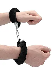 Наручники - Ouch! Beginner's Handcuffs Furry Black - мініатюра 6