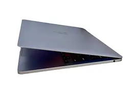 Apple MacBook Pro M1 2020/13.3"(2560X1600) 2338 Space Gray/8Gb Ram/512Гб SSD Б/В - мініатюра 2