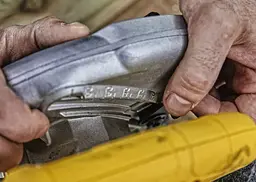 Пила дискова мережева DeWalt DWE560 - мініатюра 3