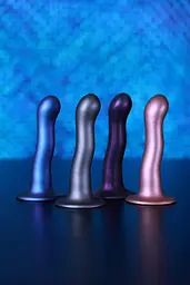 Фалоімітатор Ouch! Curvy G-Spot Dildo 7'' 17 cm (фіолетовий) - мініатюра 11