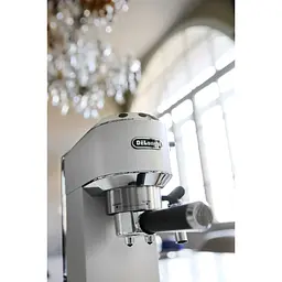 Ріжкова кавоварка еспресо DeLonghi EC685W - мініатюра 8