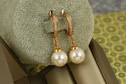 Сережки підвіски Xuping Jewelry з перлами Персей 3,3 см золотисті
