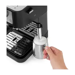 Ріжкова кавоварка еспресо DeLonghi EC260BK - мініатюра 6