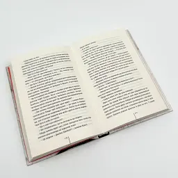 Послухай мене - Тесс Геррітсен | Клуб Сімейного Дозвілля, книга українською, нова, тверда - мініатюра 3