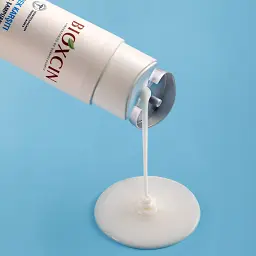 Шампунь Bioxcin проти лупи aqua thermal 300ml - мініатюра 4