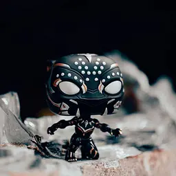 Ігрова фігурка Funko Pop! Marvel Black Panther Wakanda Forever Черная пантера (66718) - мініатюра 3