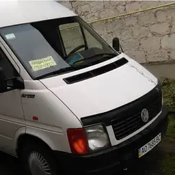 Дефлектор капоту мухобійка Volkswagen LT35 1996-2006 Євро кріплення Voron Glass - мініатюра 3