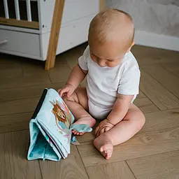 Дитяча розвивальна сенсорна м’яка книжечка іграшка двостороння з дзеркалом і прорізувачем Safari від народження BabyOno 1564 - мініатюра 8