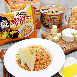 Локшина швидкого приготування Samyang Buldak Four Cheese Hot Chicken Ramen Noodles 130 г - мініатюра 3