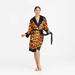 Халат жіночий з плюшевого велюру ексклюзивний Leopard 18276 2XL-3XL - мініатюра 5