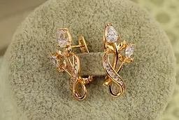 Сережки Xuping Jewelry Ніжне цвітіння 2,3 см золотисті