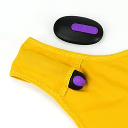 Трусики Lovetoy Ingen Bitch Vibrating Panties М жовтий - мініатюра 8
