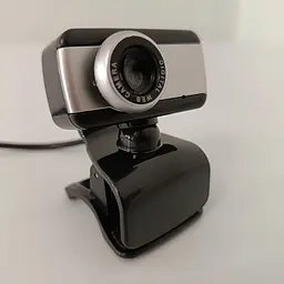 Веб-камера V7 0307 USB 640x480 з мікрофоном та поворотним об'єктивом - мініатюра 2