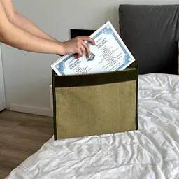 Вогнетривкий конверт ORGANIZE  для документів формату А4 на липучці 38*28 см (хакі)