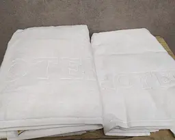 Набір махрових турецьких готельних рушників Cestepe Hotel 50х90 + 70x140 + 50x70 - мініатюра 4