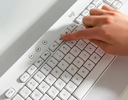 Клавіатура Logitech Signature K650 USB/Bluetooth White [920-010977] [79481] - мініатюра 6