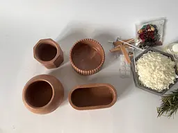 Подарунковий набір для створеня 4х свічок коричневий - мініатюра 3