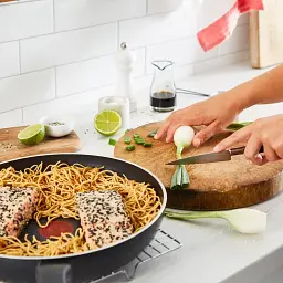 Універсальна сковорода Tefal GENEROUS COOK 28 см (C2770653) з титановим антипригарним покриттям. - мініатюра 5