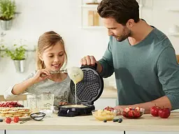 Вафельниця кругла з регулюванням Silver Crest Waffle maker 1200W Germany Heart Shape Silver Crest SWE 1200 C3 - мініатюра 3
