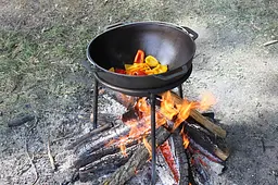 Казан чавунний азіатський Brizoll з кришкою-сковородою гриль, 15 л (KA15-3) - мініатюра 6