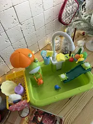 Дитяча ігрова мийка з водою Кухонний ігровий набір з краном та циркуляцією води Розвивальна іграшка для дітей - мініатюра 6