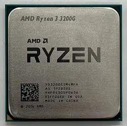 Процесор AMD Ryzen 3 3200G Socket AM4 (YD3200C5FHMPK)