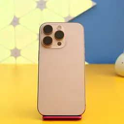 Смартфон Apple iPhone 16 Pro 256GB Desert Titanium (MYNK3) Б/В [171476]