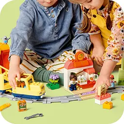 Конструктор LEGO DUPLO Town Великий інтерактивний громадський потяг 103 деталі (10428) - мініатюра 14