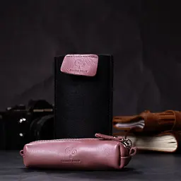 Стильна жіноча шкіряна ключниця Grande Pelle 16791 пудровий - мініатюра 9