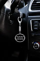 Брелок з білого золота Audi (Ауді) (з9004.1) - мініатюра 2