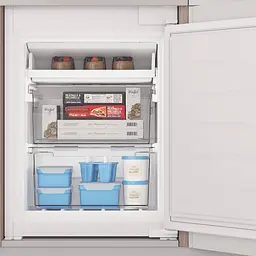Холодильник Indesit INC20T321EU з морозильною камерою - мініатюра 9