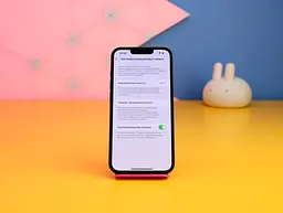 Смартфон Apple iPhone 13 256 ГБ темна ніч (MLQ63) б/в [176098] - мініатюра 3