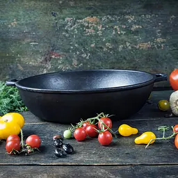 Сковорода чавунна жаровня з литими ручками Maysternya Ø32 см підходить для індукційних плит 81426 - мініатюра 9