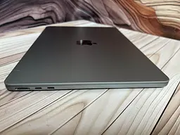 Ноутбук Apple MacBook Air 13.6" 2022 M2/24/512 (L3969K2D0Y) Б/в - мініатюра 6