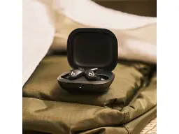 Навушники TWS Beats Power Fit — Wireless Fitness Earbuds with Secure Fit — Jet Black (ME2J4) - мініатюра 7