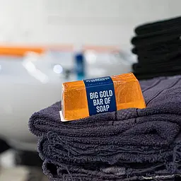 Мило чоловіче The Bluebeards Revenge Gold Soap Bar 175 г - мініатюра 5