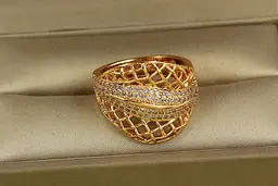 Кільце Xuping Jewelry гіпюр р 18 золотисте