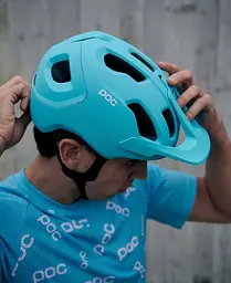 Велошлем POC Axion SPIN XL/XXL Блакитний - мініатюра 4