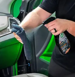 Очищувач пластику поліроль Turtle Wax Hybrid Solutions Inside Job з керамікою та гафеном 500 мл (TW 54061) - мініатюра 3
