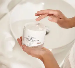 Крем для тіла Byphasse Body Moisturizer Cream With Coconut Oil зволожувальний з кокосовою олією 500 мл - мініатюра 2